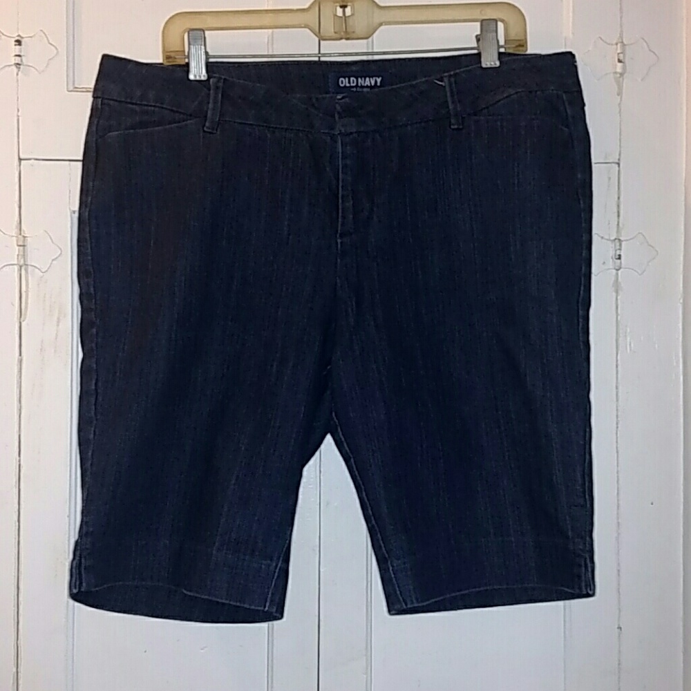 W's Old Navy Knee Length Denim Shorts