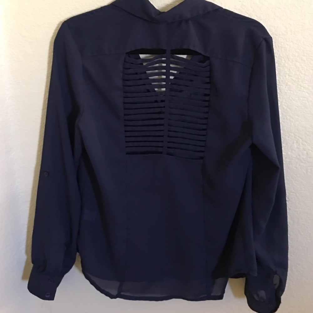 Polyester button down - Picture 2 of 3