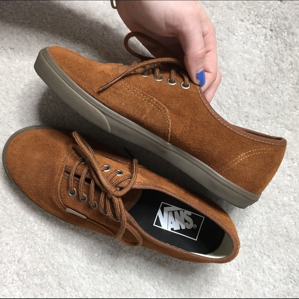 Tan/khaki Vans