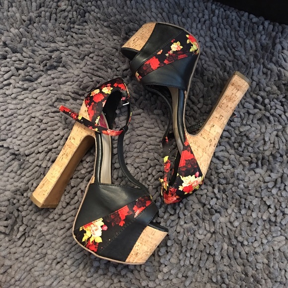 Retro platforms - Picture 3 of 4