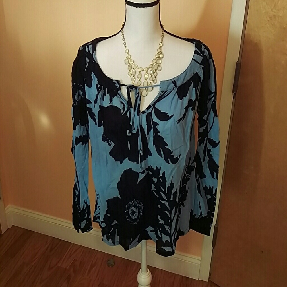 Cake Couture shirt 100% cotton