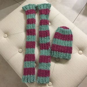 NEW hand knit arm warmers and cap