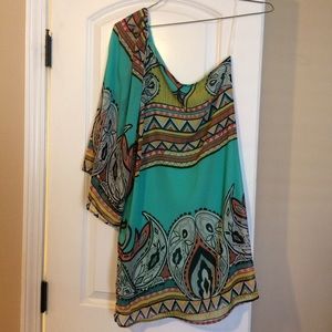 Cute one sleeve shirt