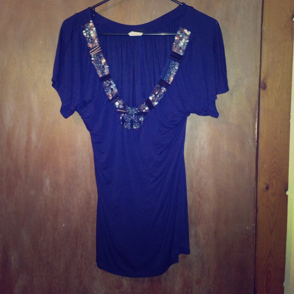 Daytrip bejewled cinched v-neck shirt