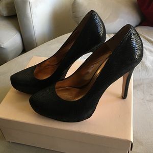 BCBG heels