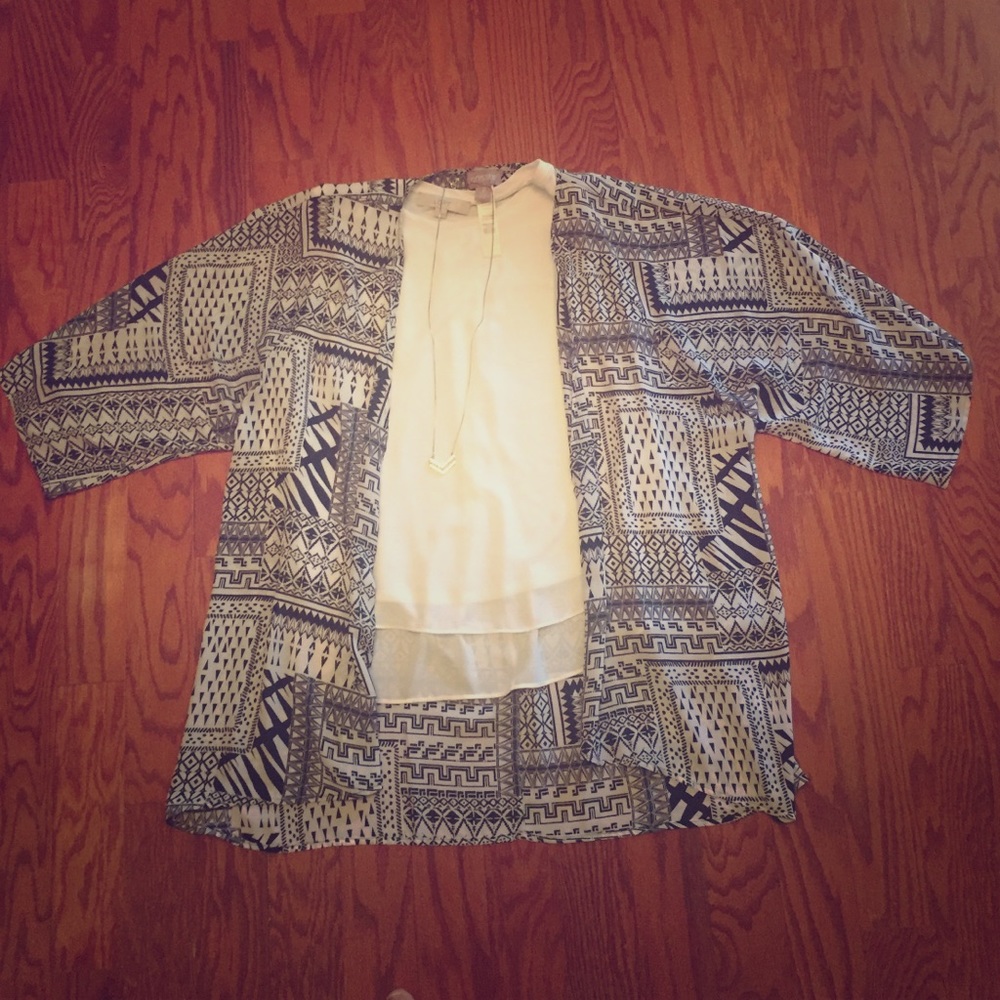 Chico's Aztec lightweight kimono