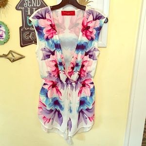 Akira floral romper - tie waist