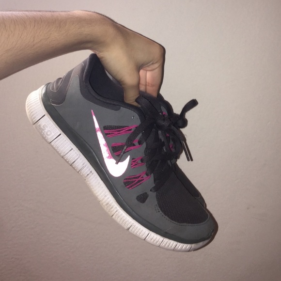Nike Free Runs - Picture 1 of 1