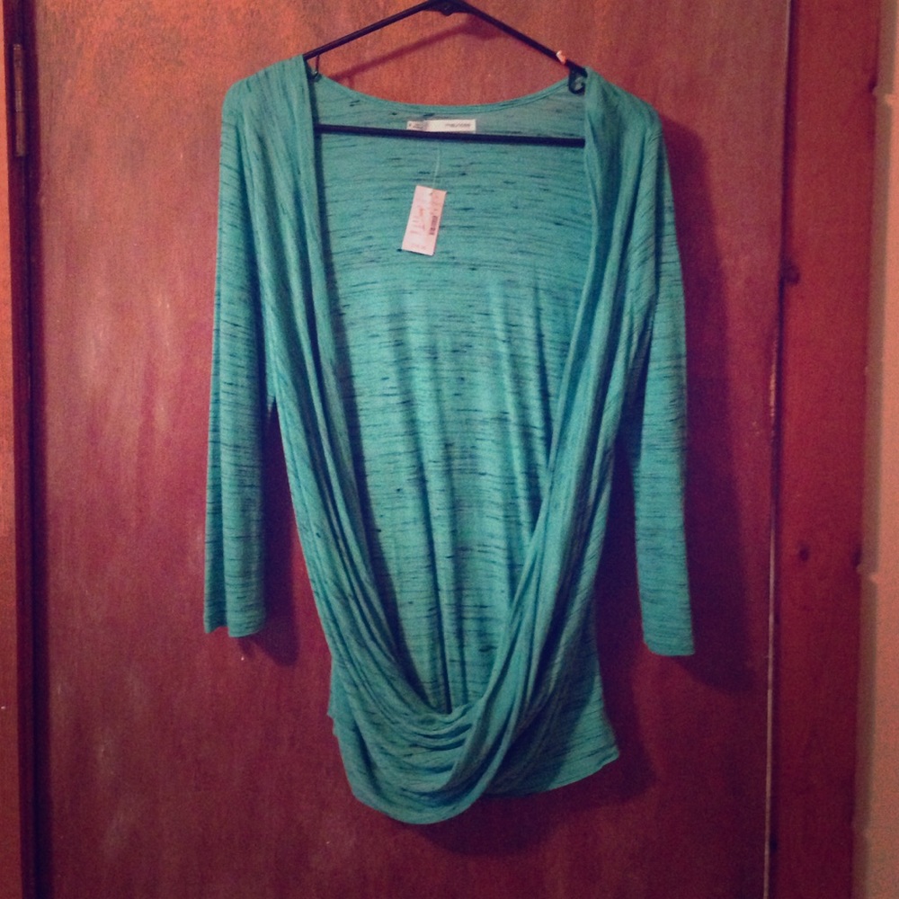 *New With Tag* Maurice's Slip over Shirt