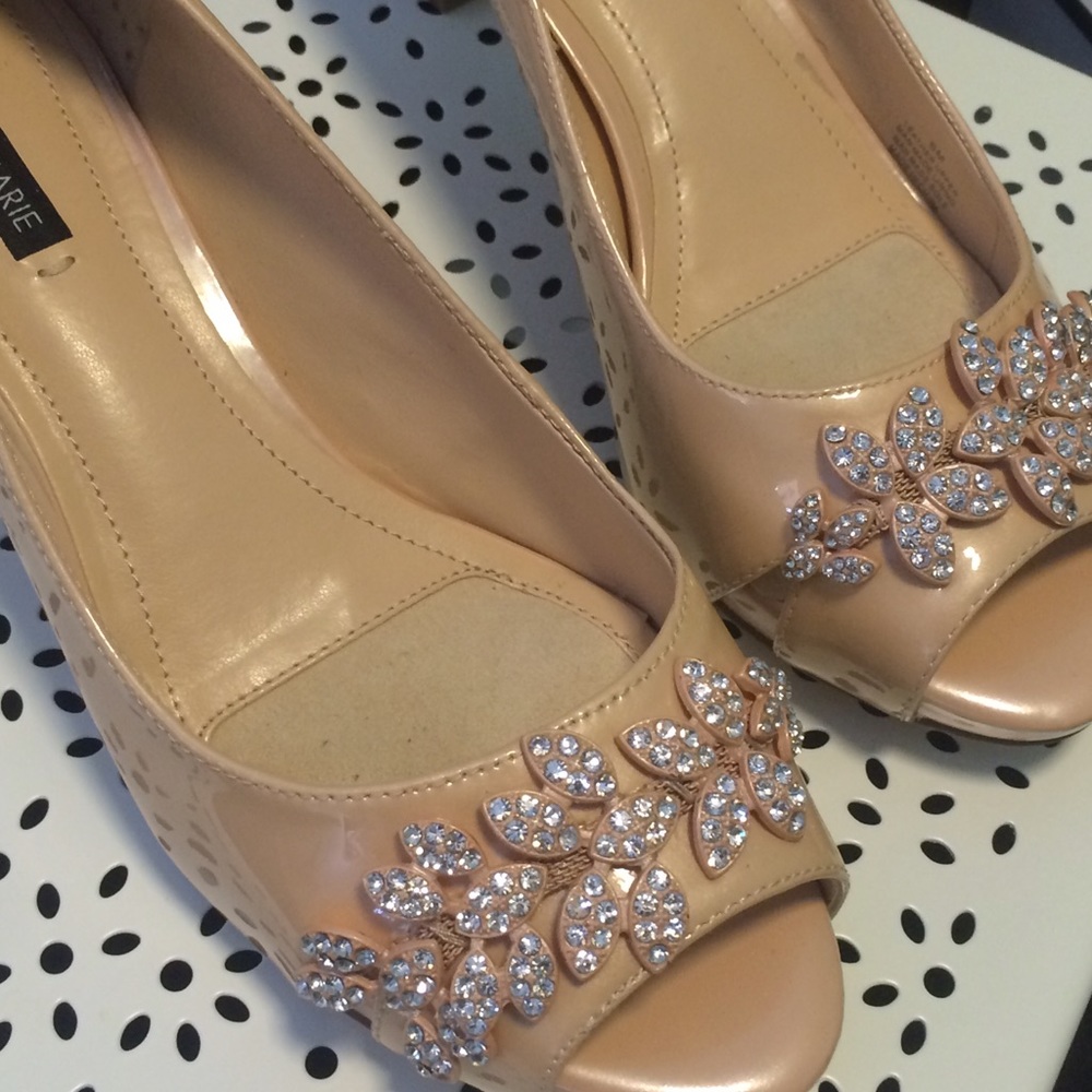 Alex Marie vintage style heels—LAST CHANCE