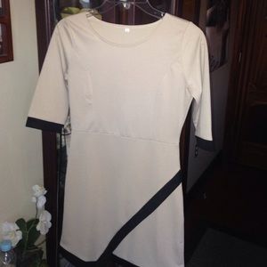 Slim fitting dress