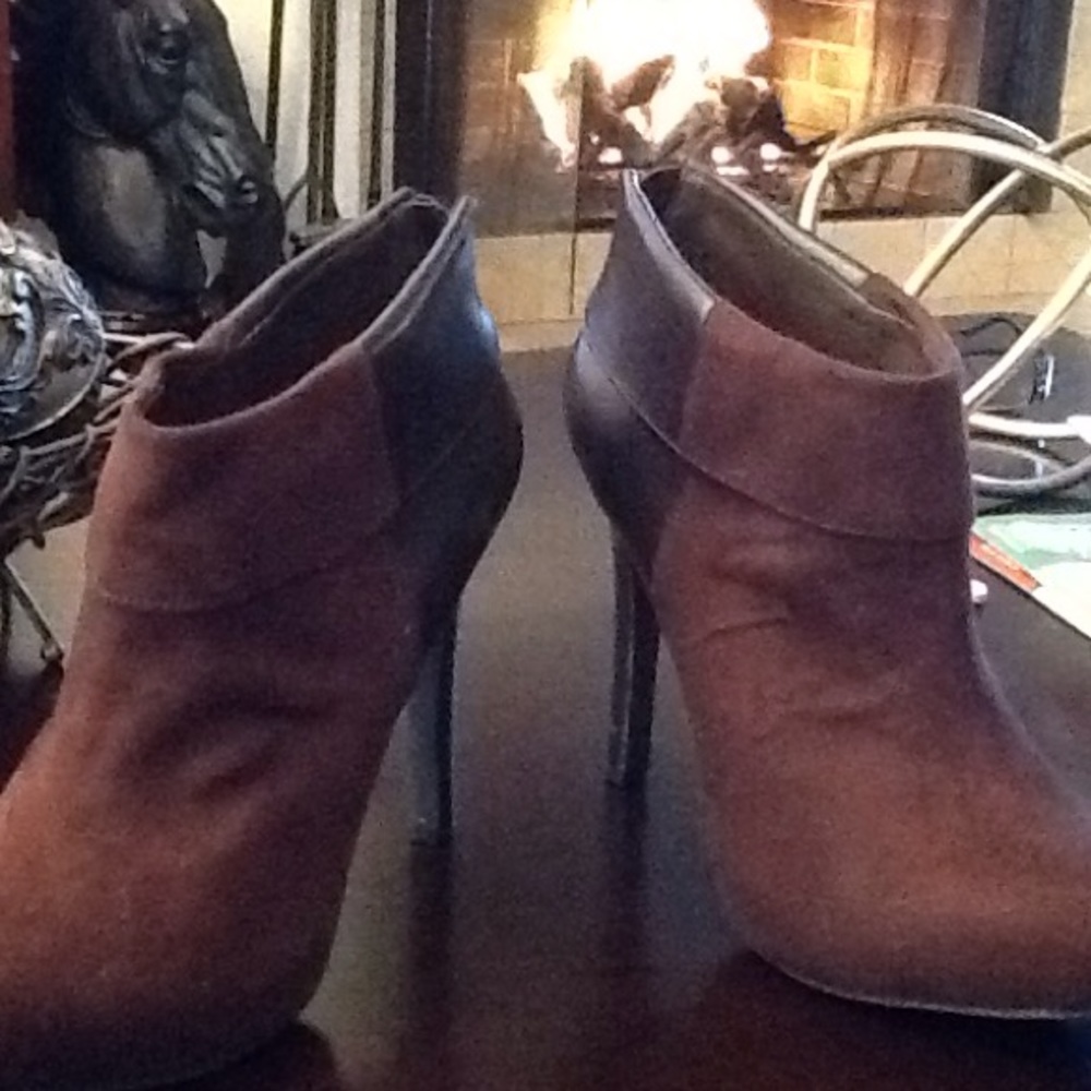 Booties Jessica Simpson