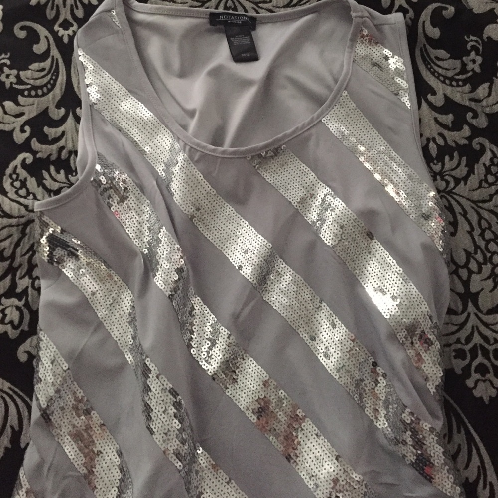 Silver sequin top! 🔴 sold 🔴