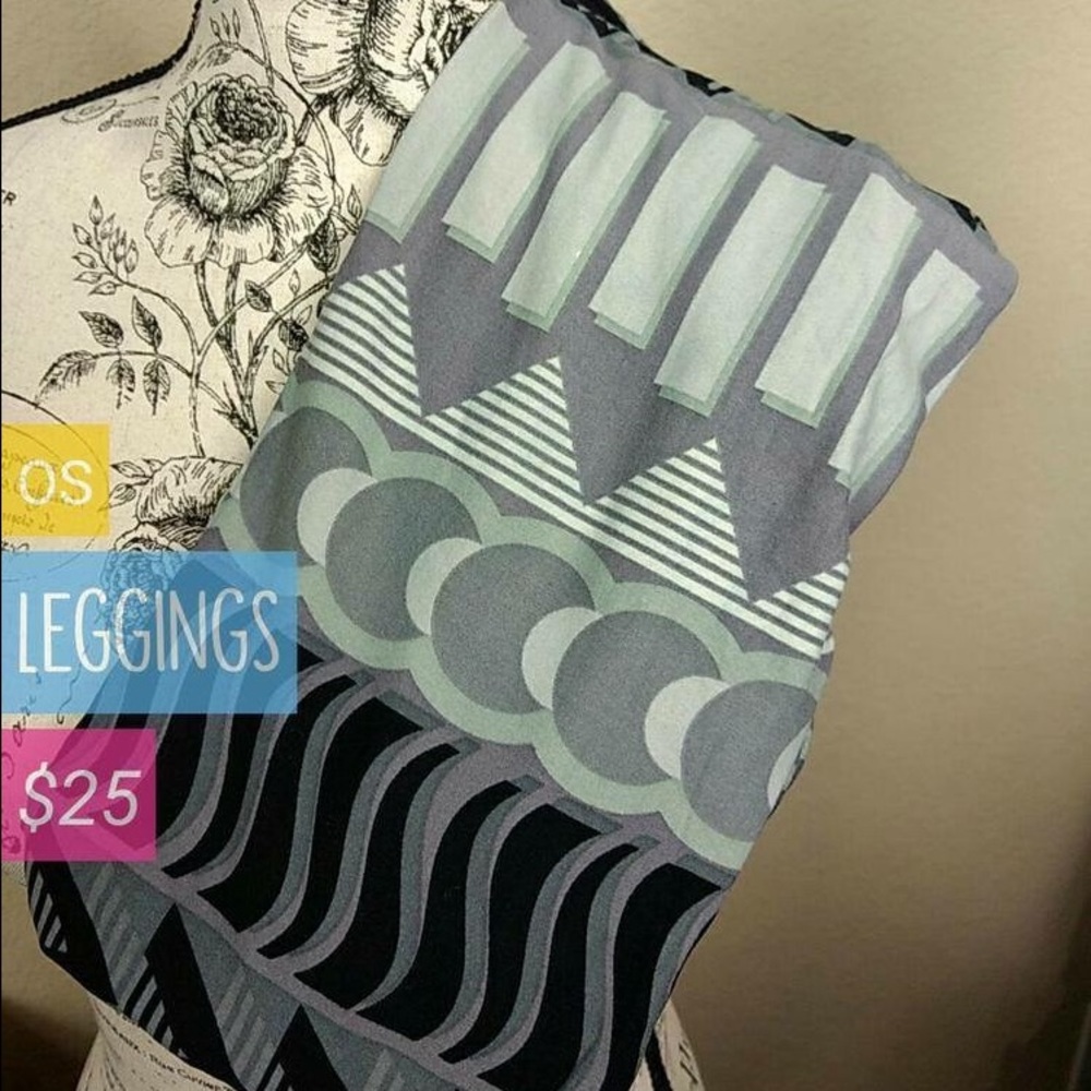 BNWT LuLaRoe OS leggings grey and green