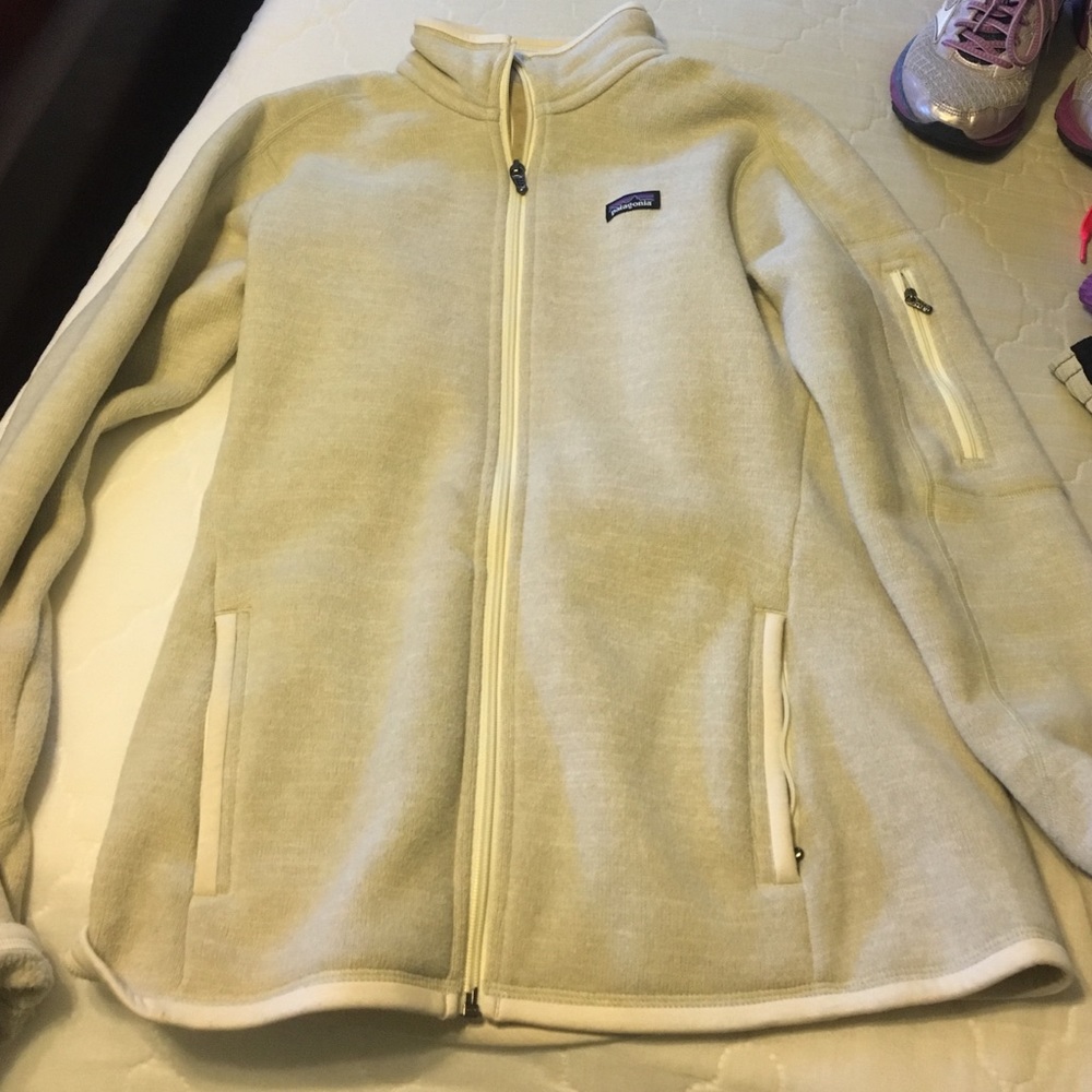 Women's slim fit Patagonia- M- perfect condition!