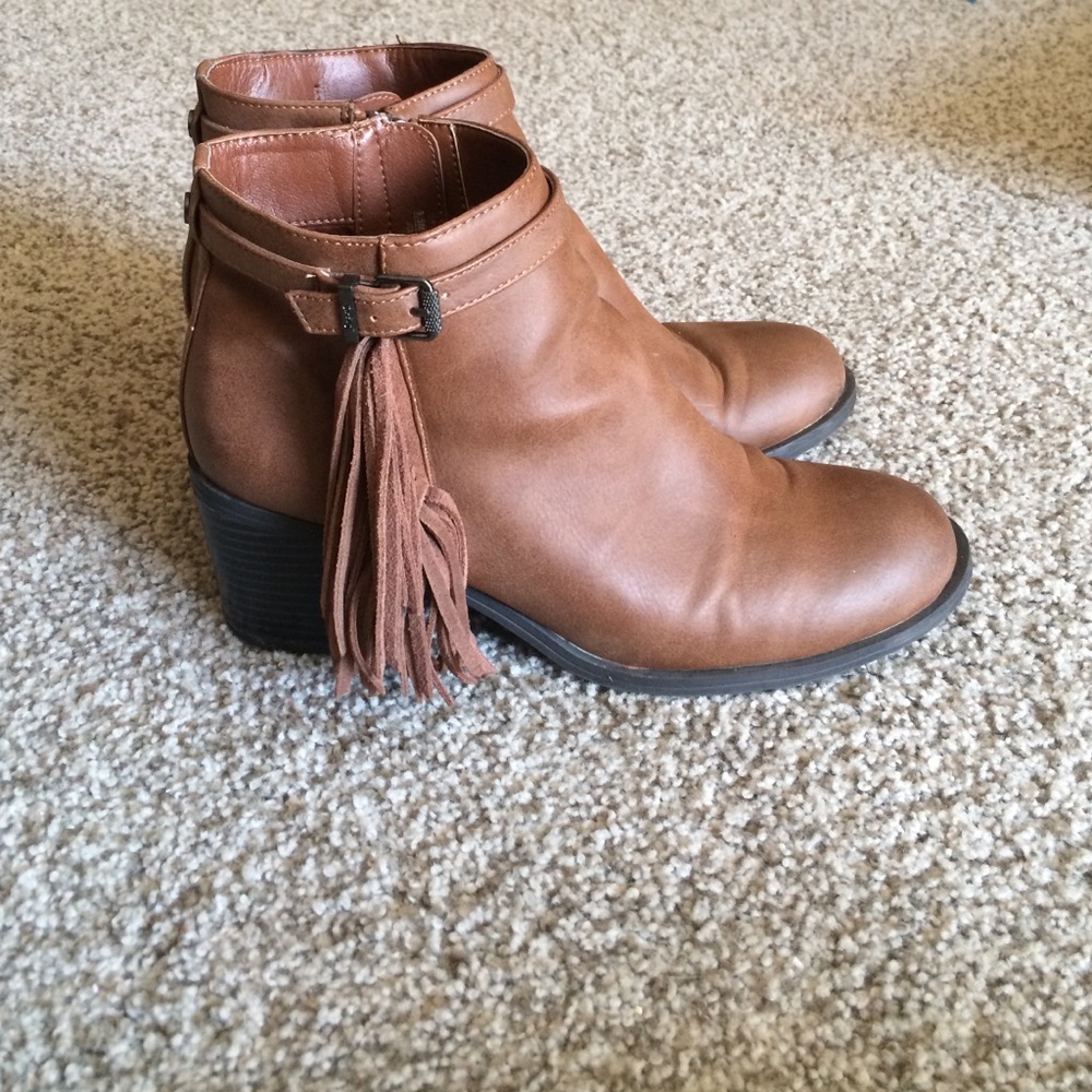 Brown Fringed boot