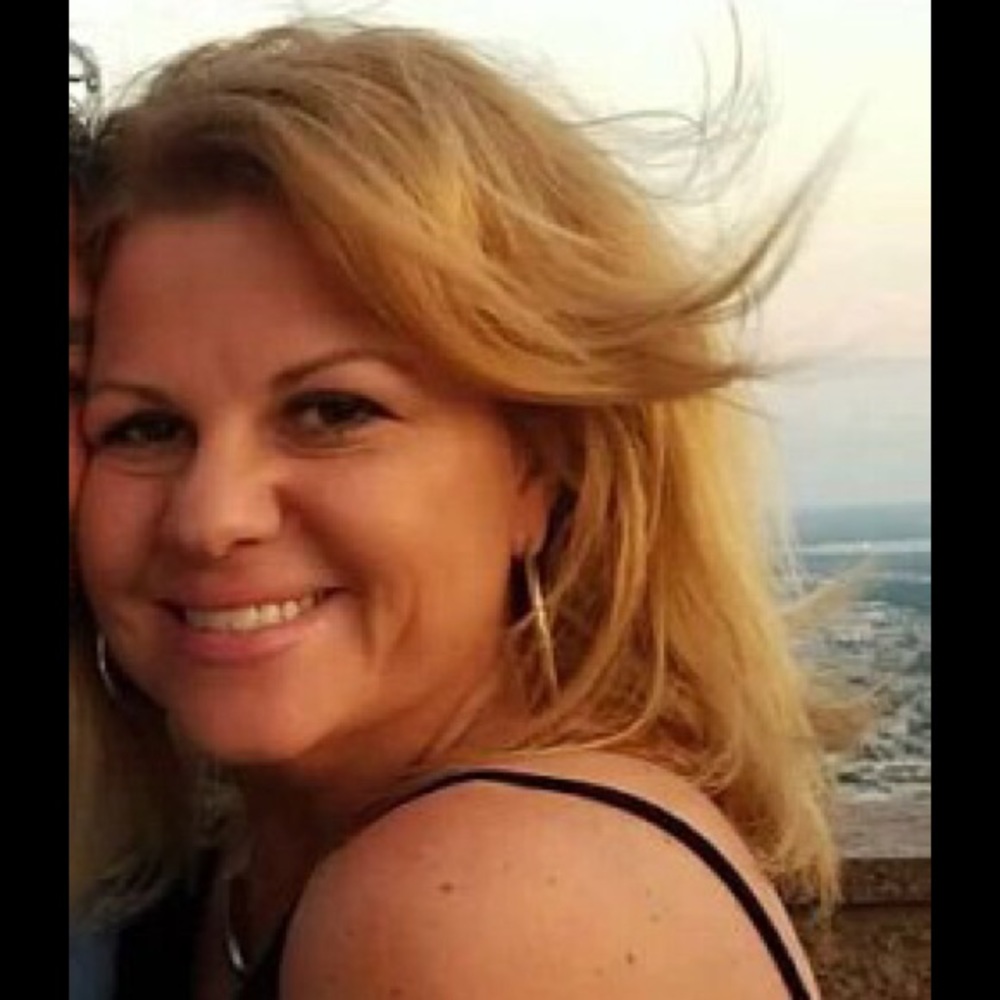 Meet your Posher, Stacy