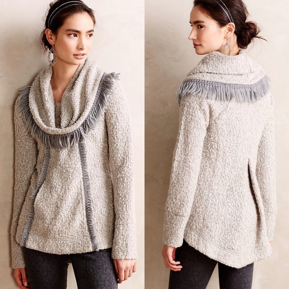 ANTHRO || ANGEL OF THE NORTH SWEATER