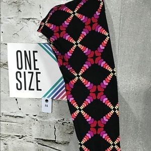 BNWT LuLaRoe Valentines leggings OS 0-8