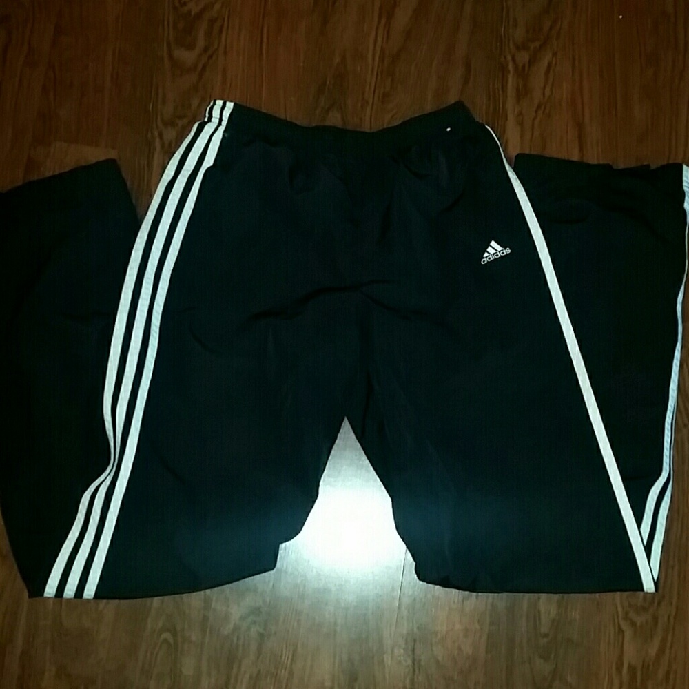 Addias Windbreaker pants