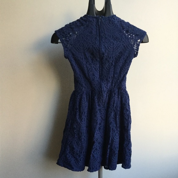 H&M Navy Lace Mini Length Dress - Picture 3 of 3