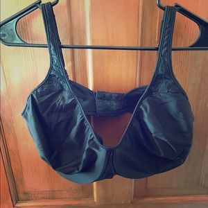 Bali Underwire Bra. 40 DDD