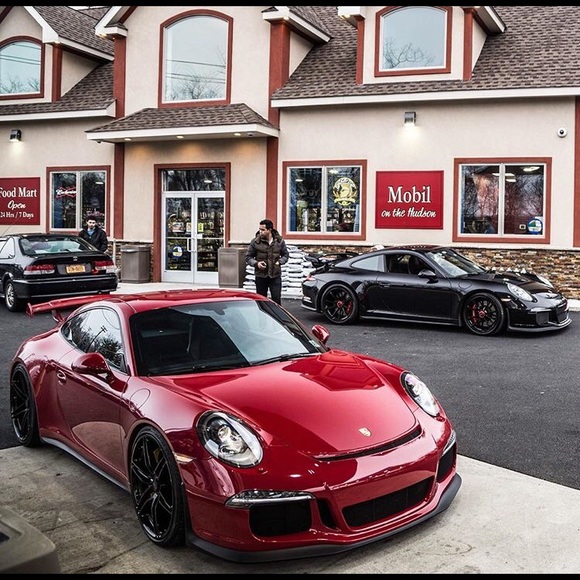 Meet your Posher, Kyle - Picture 1 of 1