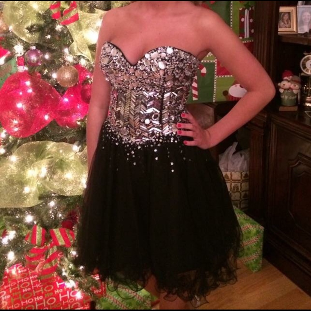 TONY BOWLS FORMAL DRESS