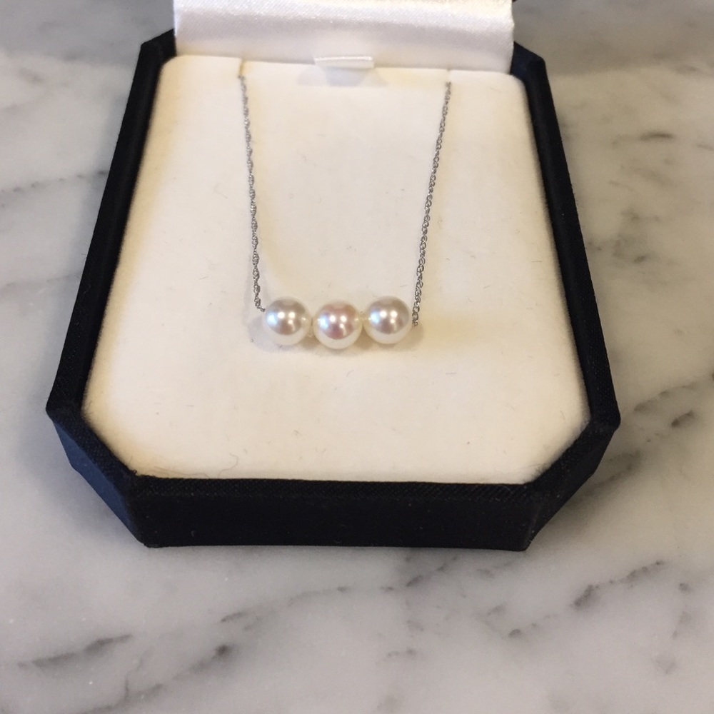 Add a pearl 14k white gold necklace
