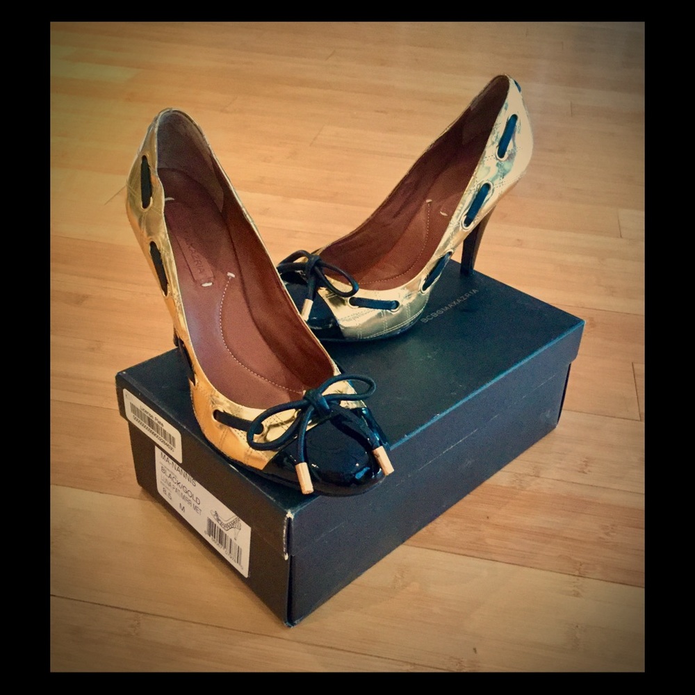 BCBG MA-NANNIS metallic gold patent leather heels