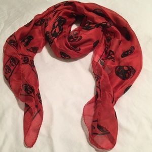 Silk scarf