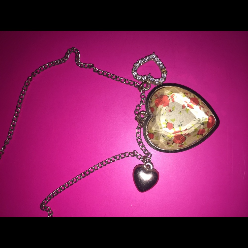 Necklace - Picture 2 of 3
