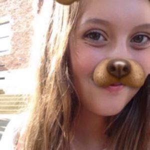 Meet your Posher, Chloe