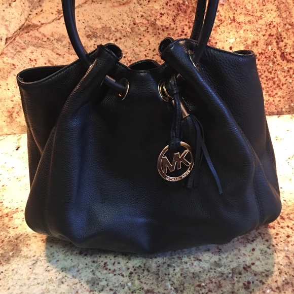 Michael Kors Handbags - Black leather MK bag