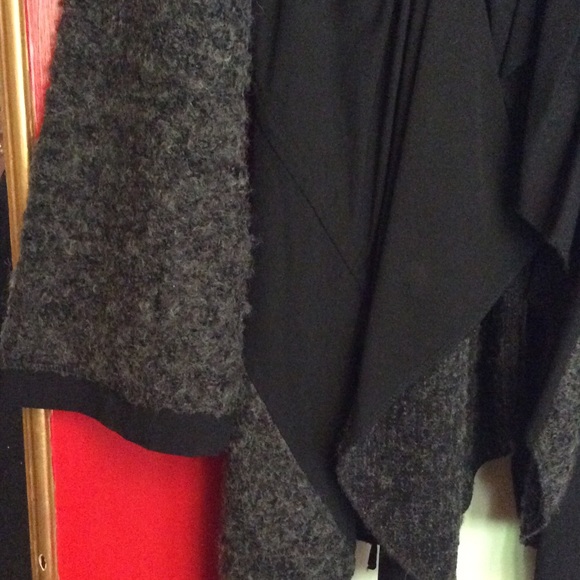 Sweaters Coat - Picture 3 of 4