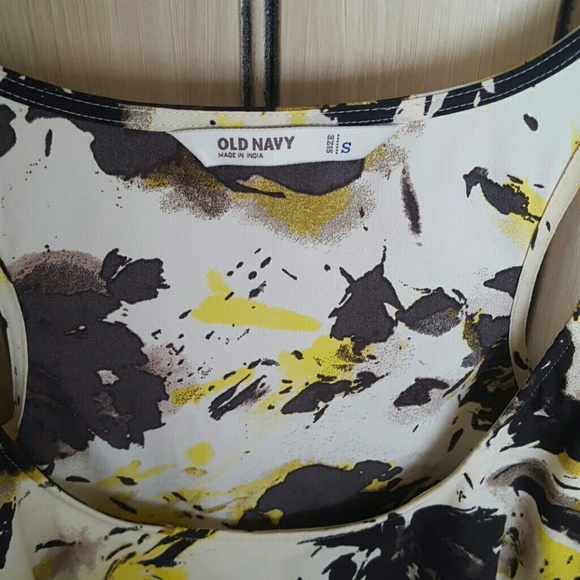 Ruffle Layered Tank - Picture 3 of 4