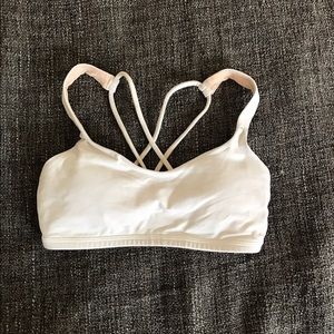White Lululemon sport bra(free to be)