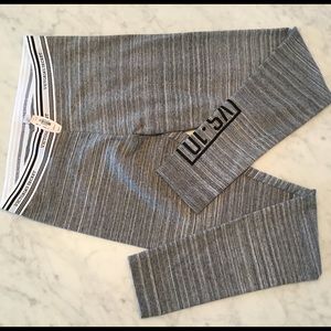Victoria's Secret Leggins