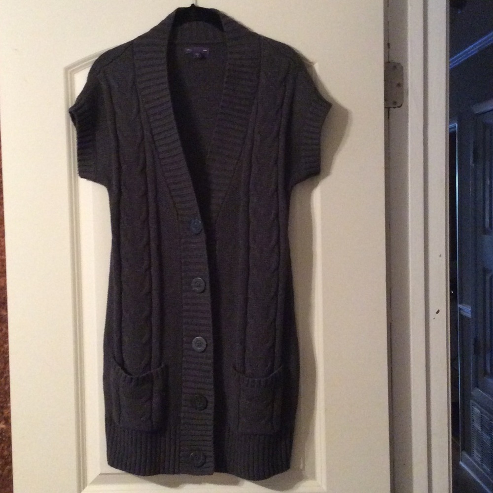 💕GAP Short sleeve sweater💕😃