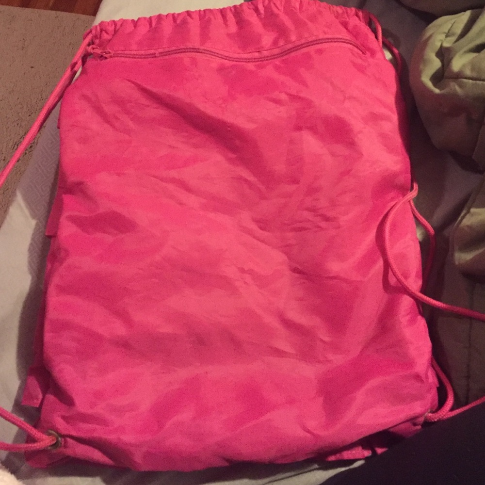 String bag - Picture 2 of 3