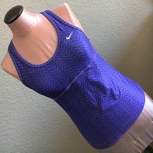 Nike sports tank with built in bra