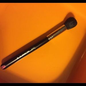 Sigma Brush F05