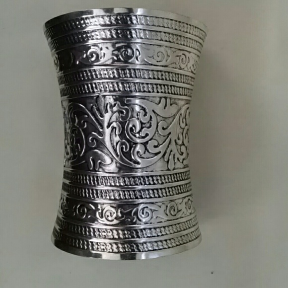 Beautiful Wide Cuff Bracelet - Picture 1 of 4