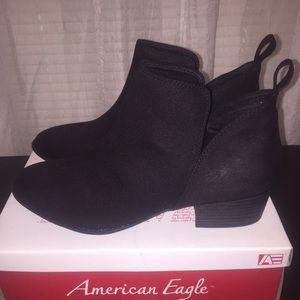 Ankle Booties 🍑👠