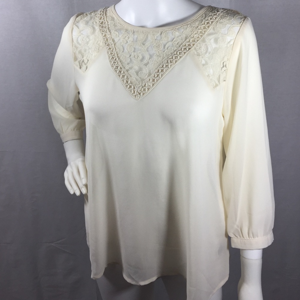 Ivory Lace Blouse sz Medium