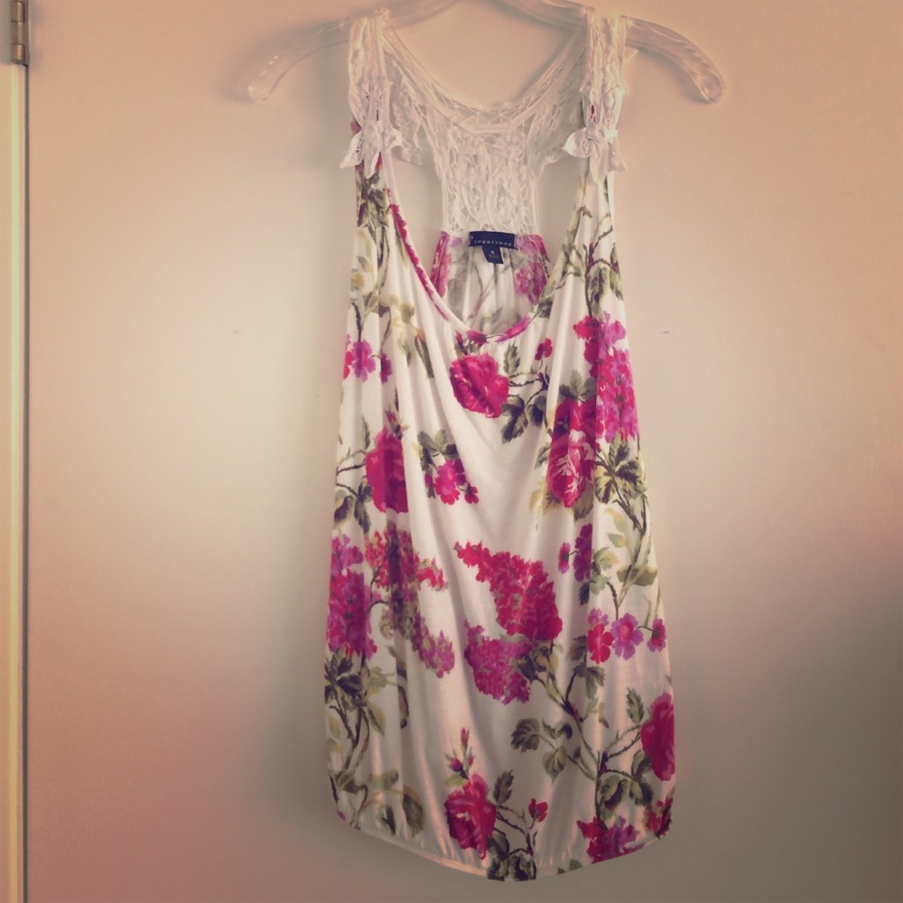 Floral 🌺 racerback