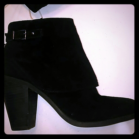 Jessica Simpson Shoes - Jessica Simpson. Short Black Boot ankle bootie Jessica Simpson Shoes - Jessica Simpson. Short Black Boot ankle bootie