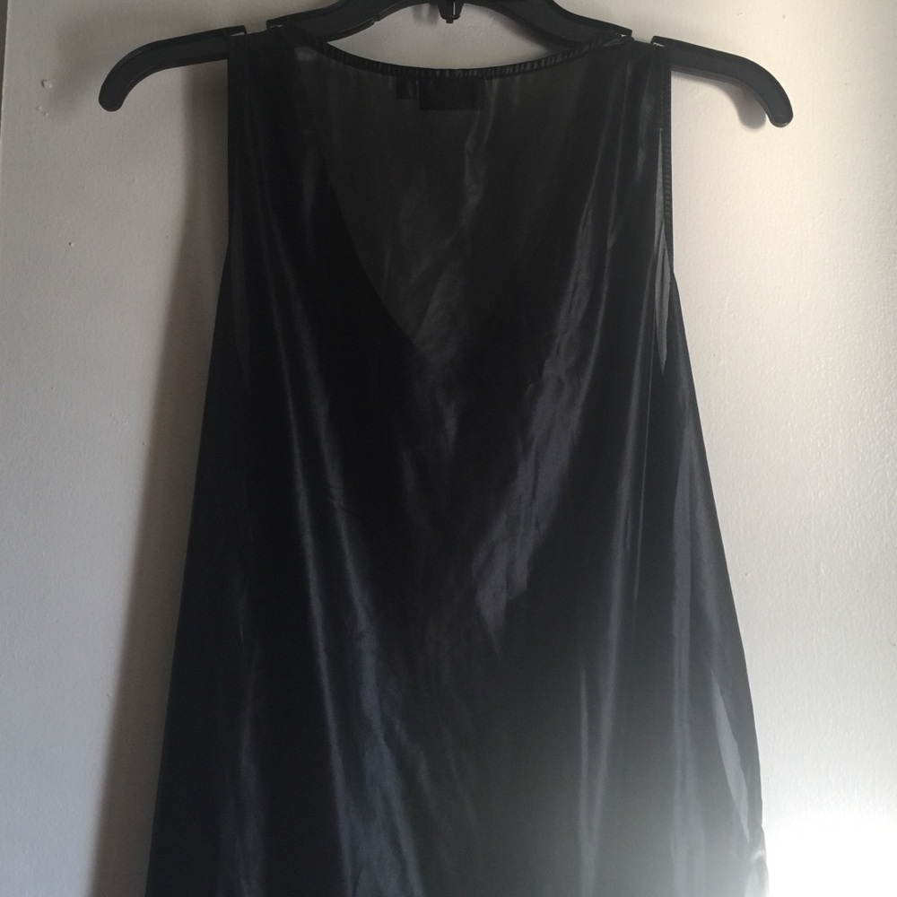 Draped neck blouse - Picture 3 of 4