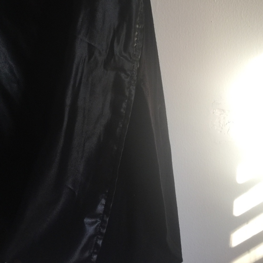 Draped neck blouse - Picture 4 of 4