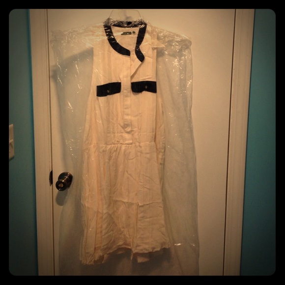 (tl) the letter silk pleated sleeveless dress. - Picture 1 of 4